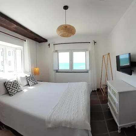 Alojamento de Acomodação e Pequeno-almoço Casa Mares 3 Baleal
